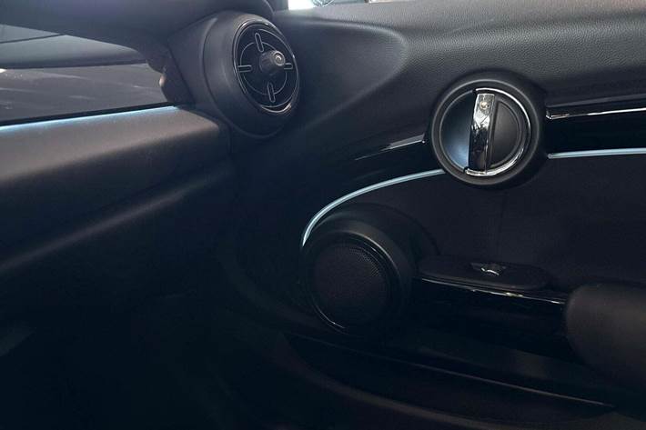 Grå Mini Cooper SE fra 2022