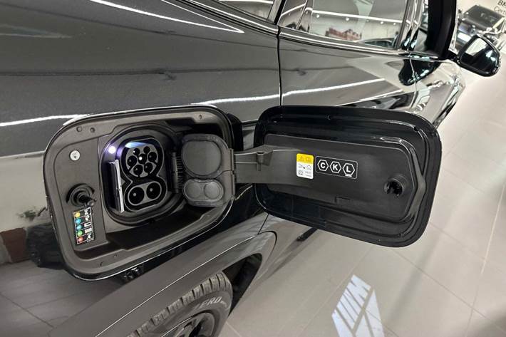 Sort BMW iX1 fra 2024