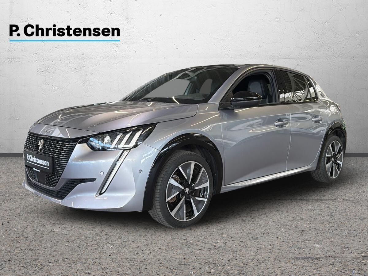 Grå Peugeot e-208 fra 2022