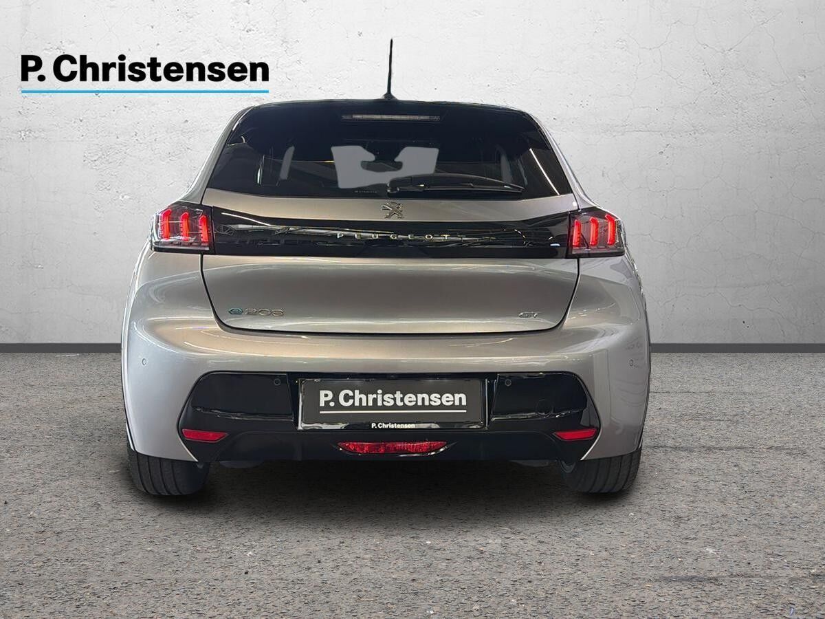 Peugeot e-208 50 GT