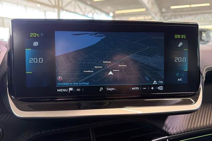 Grå Peugeot e-208 fra 2022