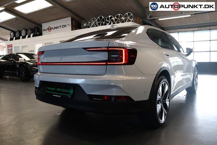 Hvid Polestar 2 fra 2024