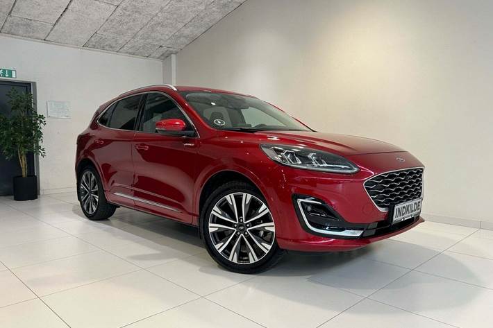 Rød Ford Kuga fra 2023