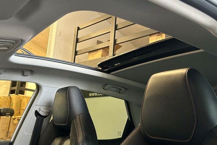 Hvid MG EHS fra 2023