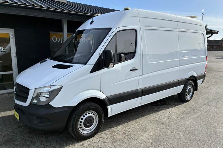 Hvid Mercedes Sprinter 316 fra 2017