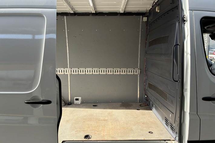 Hvid Mercedes Sprinter 316 fra 2017