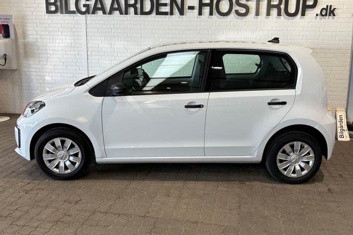 Hvid VW E-UP! fra 2022