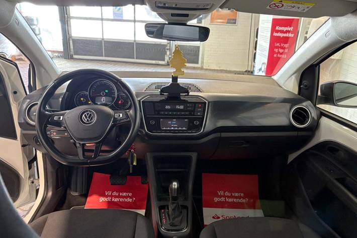 Hvid VW E-UP! fra 2022