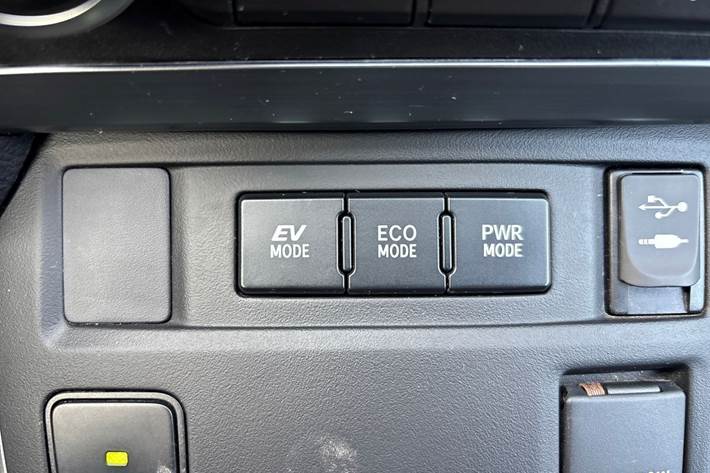 Blå Toyota Auris fra 2013