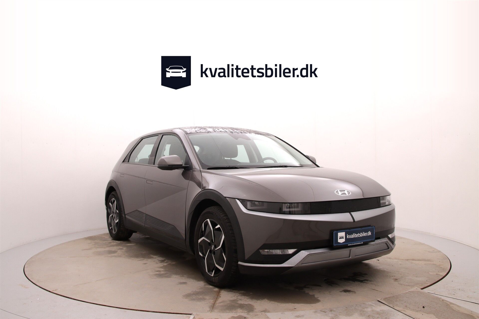 Grå Hyundai Ioniq 5 fra 2021