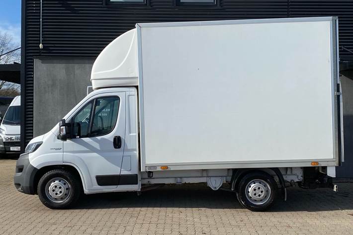 Hvid Fiat Ducato fra 2019