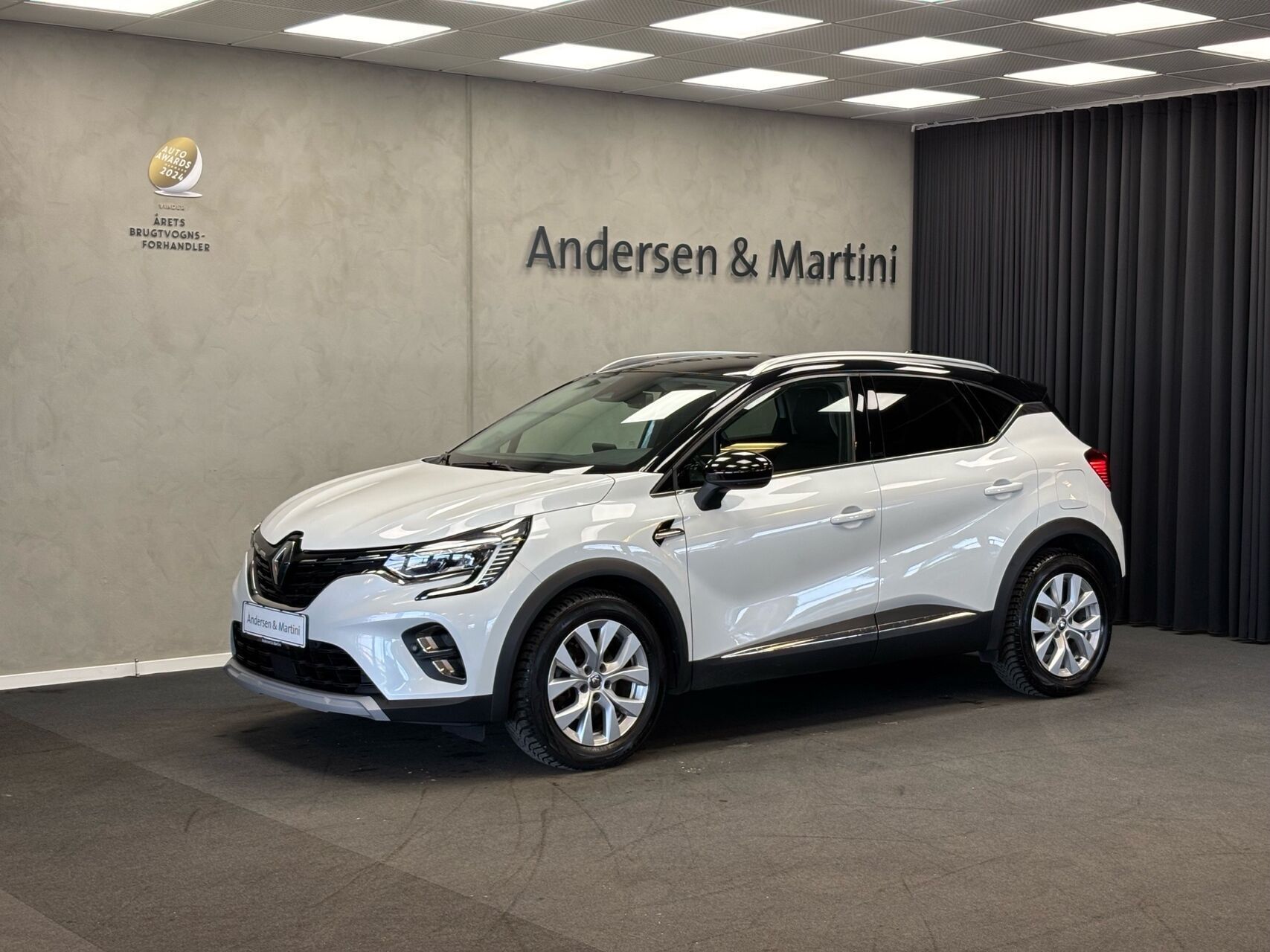 Renault Captur 1,6 E-TECH  Plugin-hybrid Intens 160HK 5d Aut.