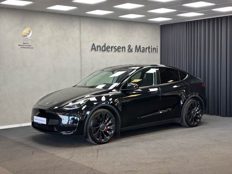 Tesla Model Y EL Performance AWD 534HK 5d Aut.