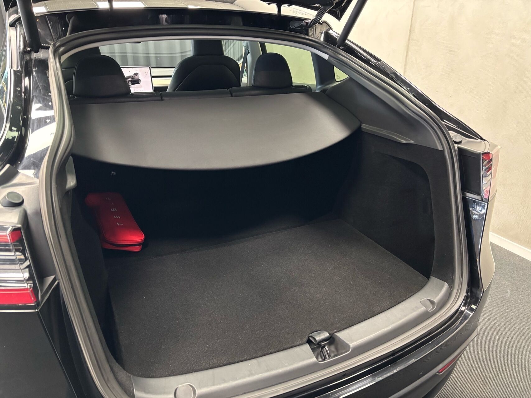 Tesla Model Y EL Performance AWD 534HK 5d Aut.