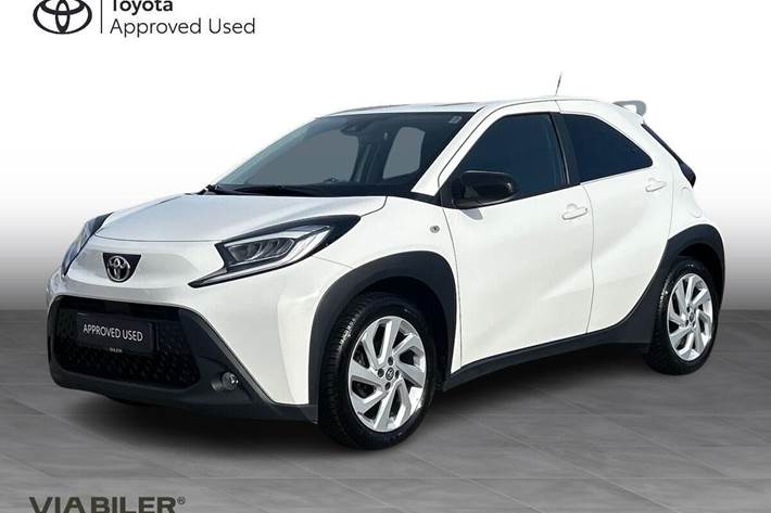 Hvid Toyota Aygo X fra 2022