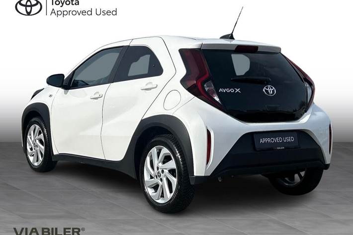 Hvid Toyota Aygo X fra 2022