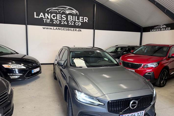 Grå Volvo V60 fra 2019