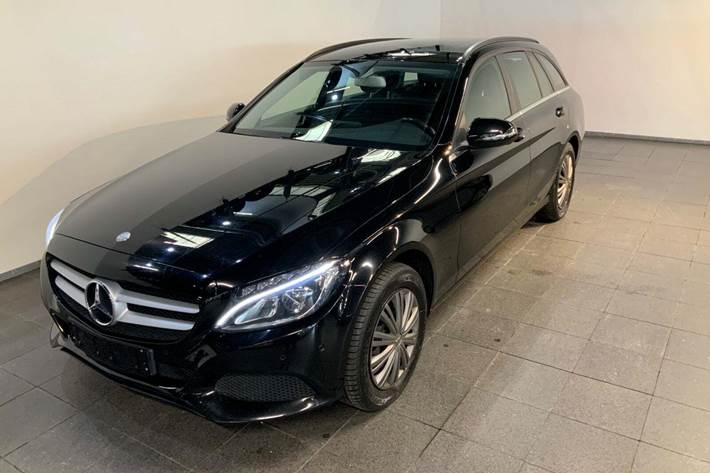 Sort Mercedes C200 d fra 2016