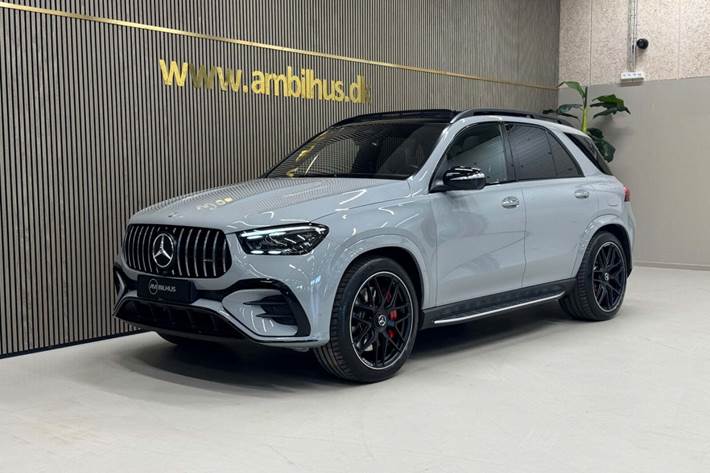 Grå Mercedes GLE53 fra 2025