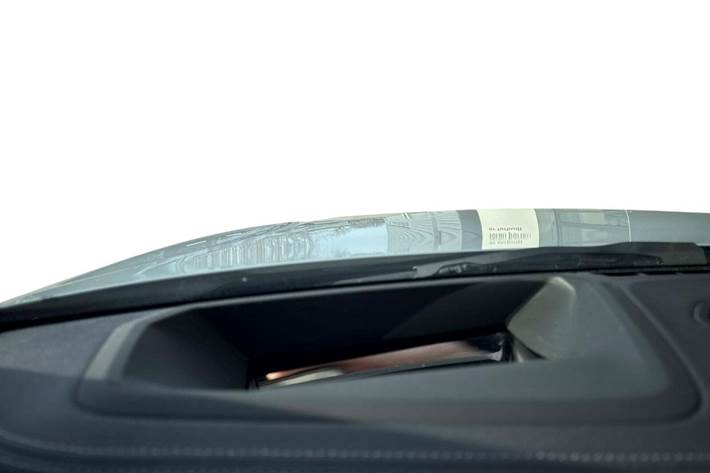 Grå BMW i4 fra 2023