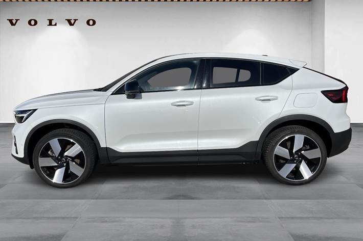 Hvid Volvo C40 fra 2023