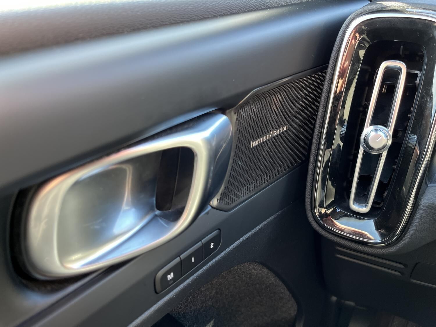 Hvid Volvo C40 fra 2023