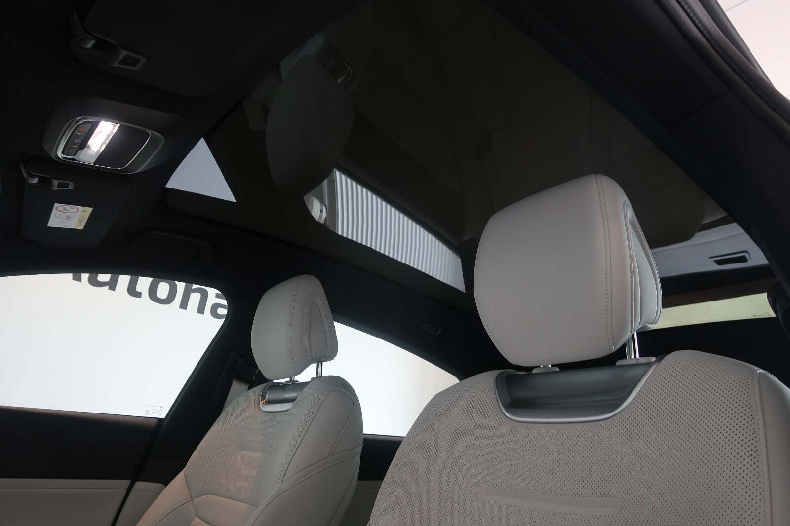 Grå Xpeng G6 fra 2024