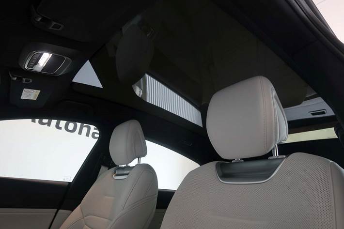 Grå Xpeng G6 fra 2024