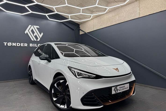 Hvid Cupra Born fra 2024