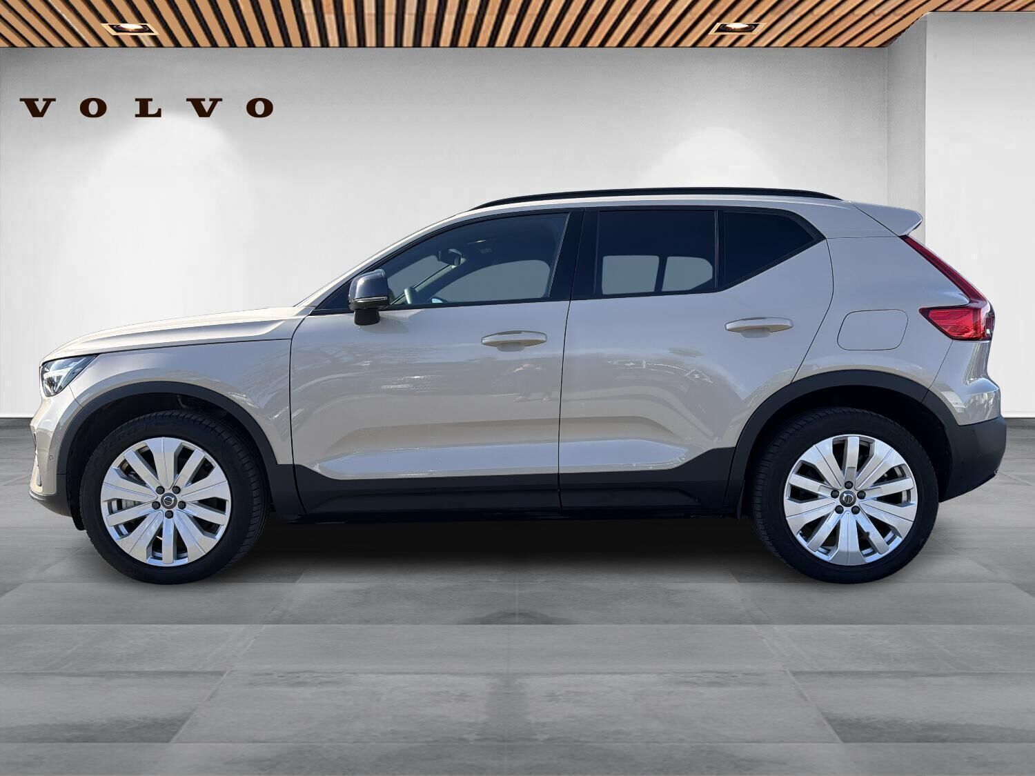 Volvo EX40 Extended Range Core