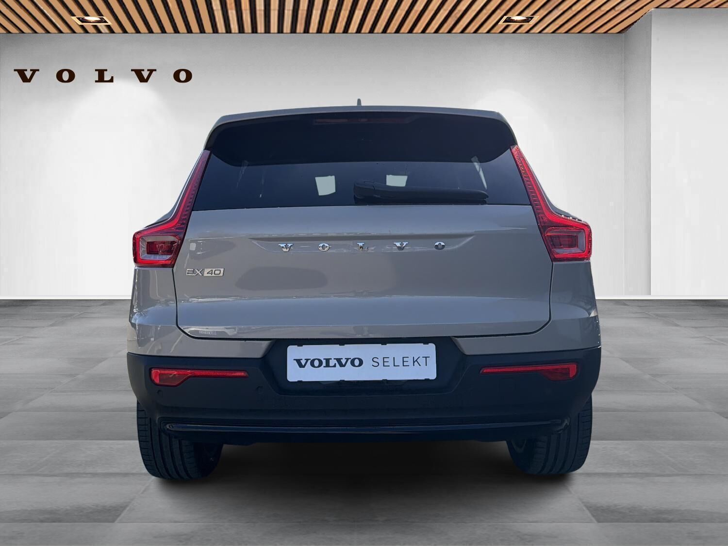 Volvo EX40 Extended Range Core