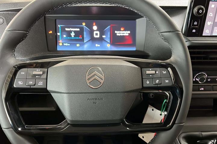 Hvid Citroën Jumpy fra 2024