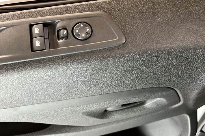 Hvid Citroën Jumpy fra 2024