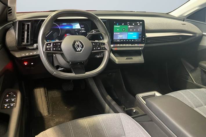 Hvid Renault Megane E-Tech fra 2022