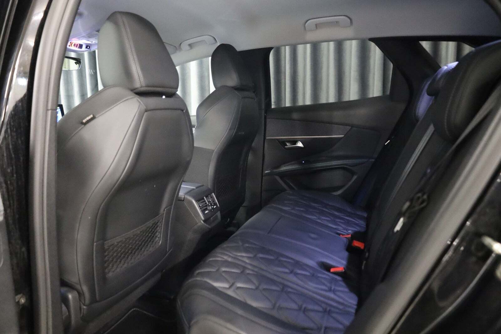 Sort Peugeot 3008 fra 2021