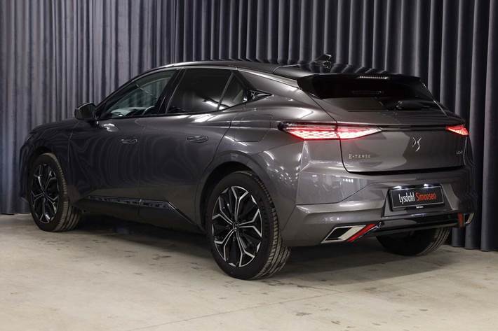 Grå DS DS 4 fra 2022