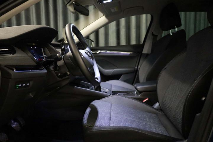 Blå Skoda Octavia fra 2021