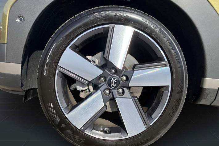 Grøn Hyundai Santa Fe fra 2024