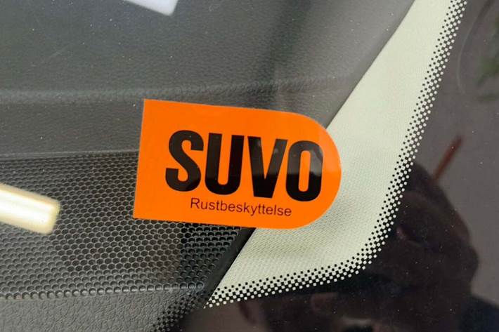 Sølv Nissan Qashqai fra 2016