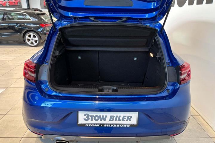 Blå Renault Clio V fra 2020