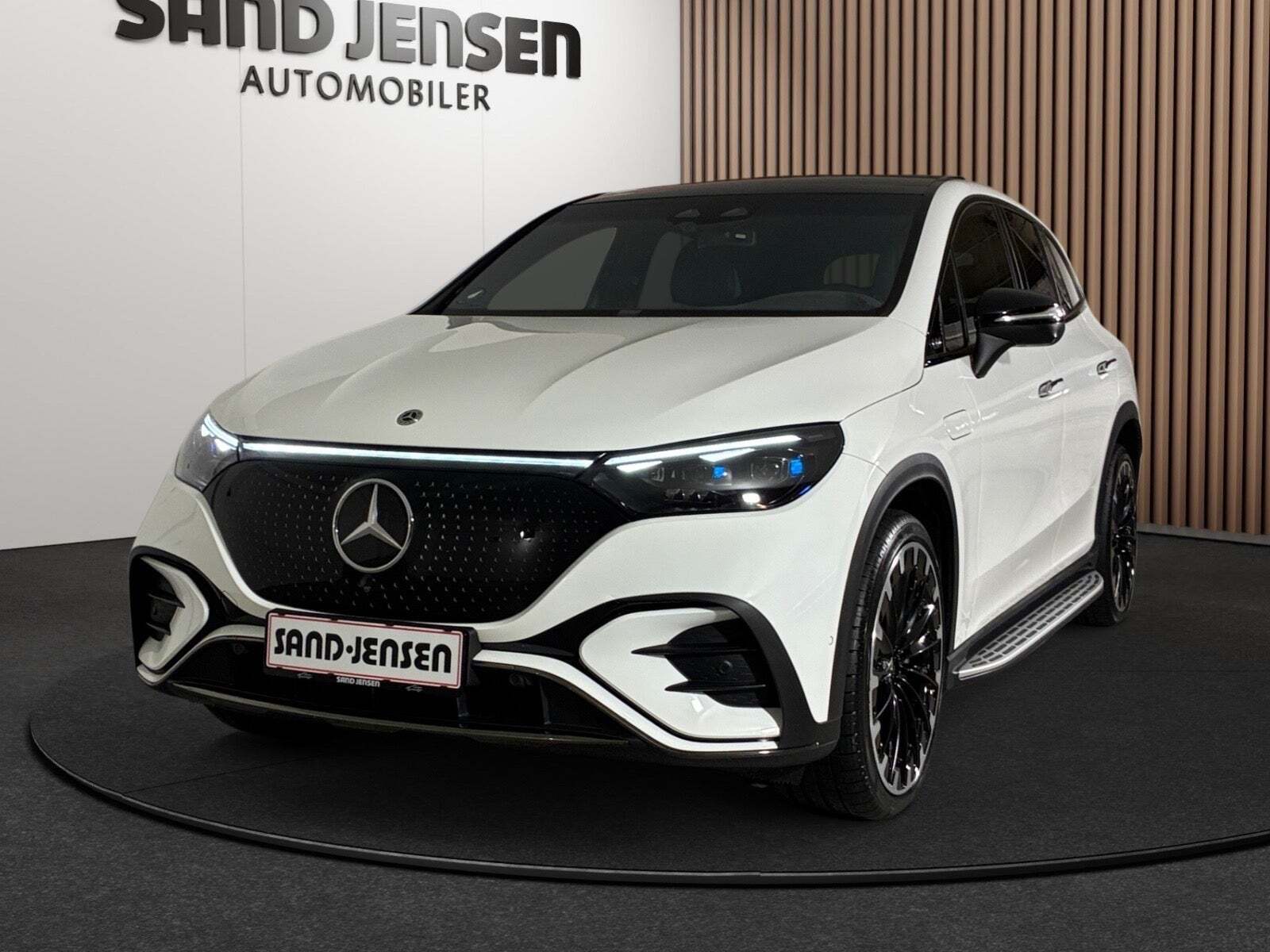 Mercedes EQE500 SUV AMG Premium Plus 4Matic Van