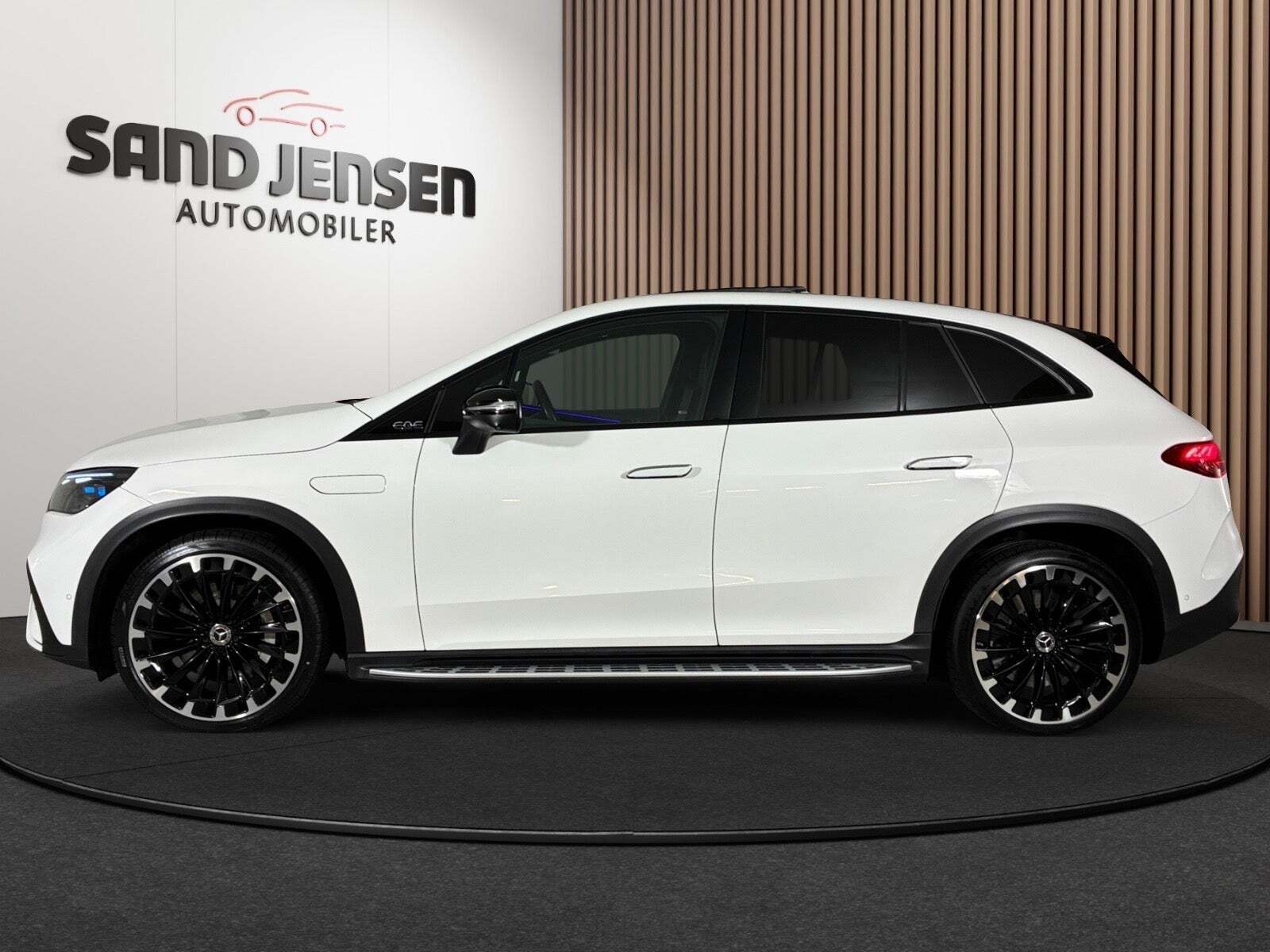 Mercedes EQE500 SUV AMG Premium Plus 4Matic Van