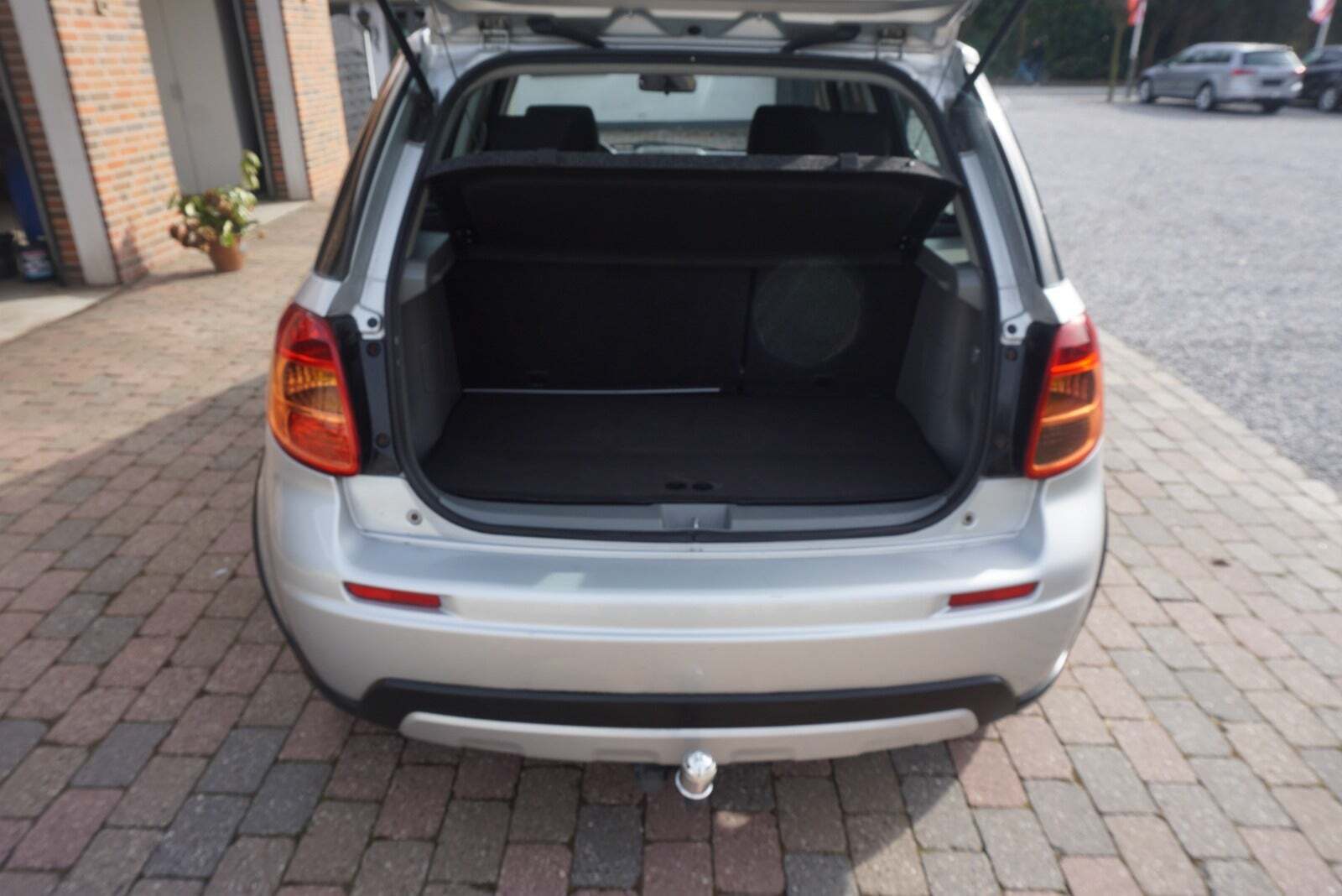 Suzuki SX4 1,6 CombiBack GLX