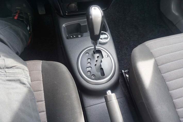 Sølv Suzuki SX4 fra 2012