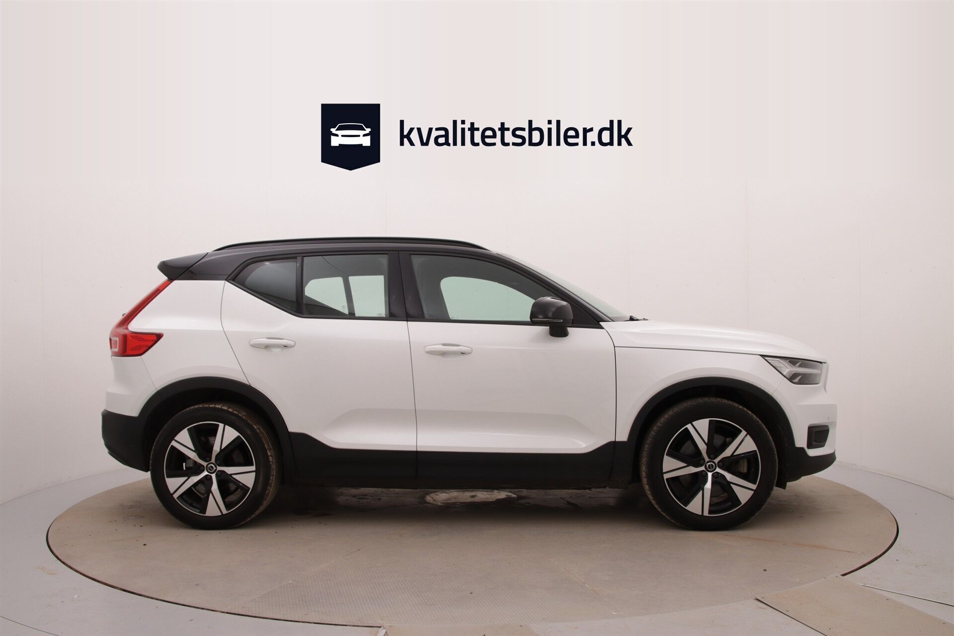 Volvo XC40 P8 Recharge Twin R-design AWD 408HK 5d Aut.