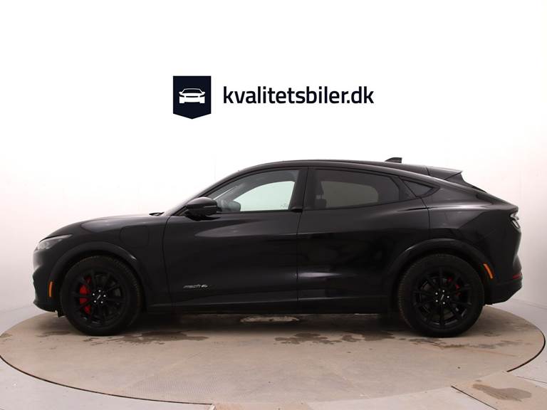 Ford Mustang Mach-E EL UR Premium AWD 351HK 5d Aut.