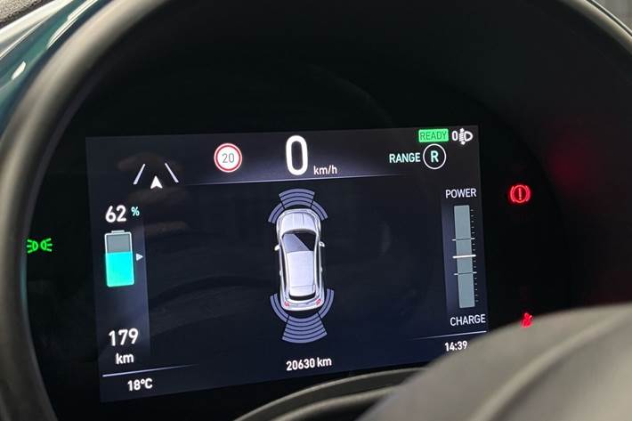 Grå Fiat 500e fra 2021