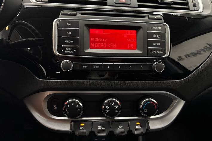 Sort Kia Rio fra 2016