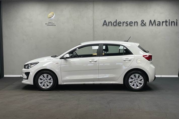 Hvid Kia Rio fra 2021