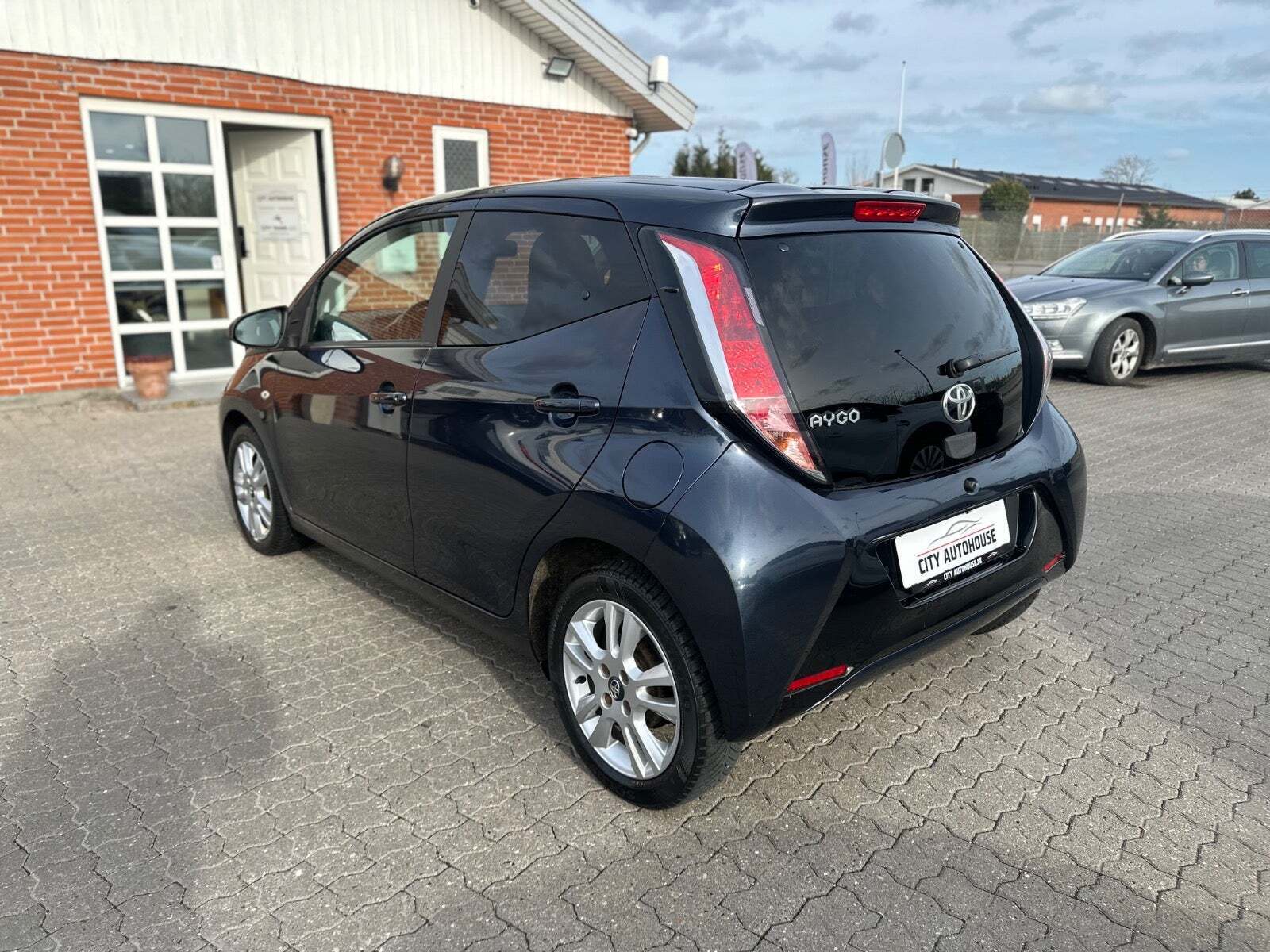 Toyota Aygo 1,0 VVT-i x-cellence